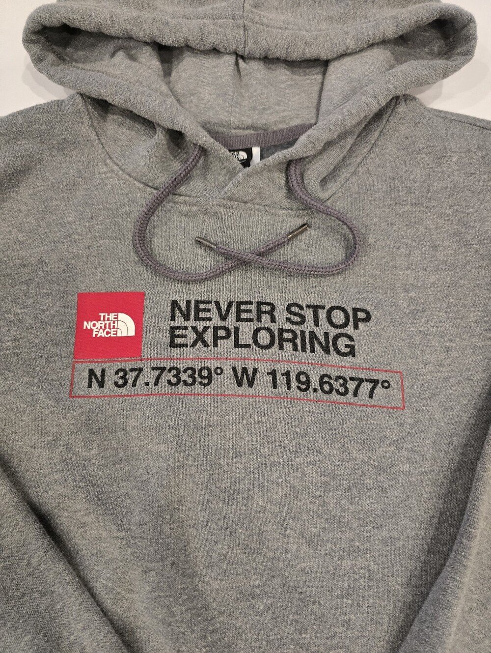 The North Face Gray Pullover Hoodie with Red Logo & Black Text Mens XL
